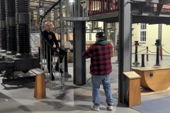 PXL_20251121_183045626